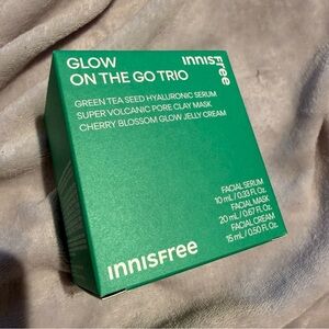 Innisfree Glow On The Go Trio Set deluxe sample size - NEWq